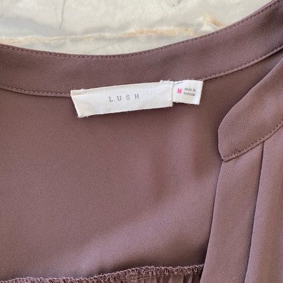 Lush taupe tunic top, size medium - Picture 4 of 8
